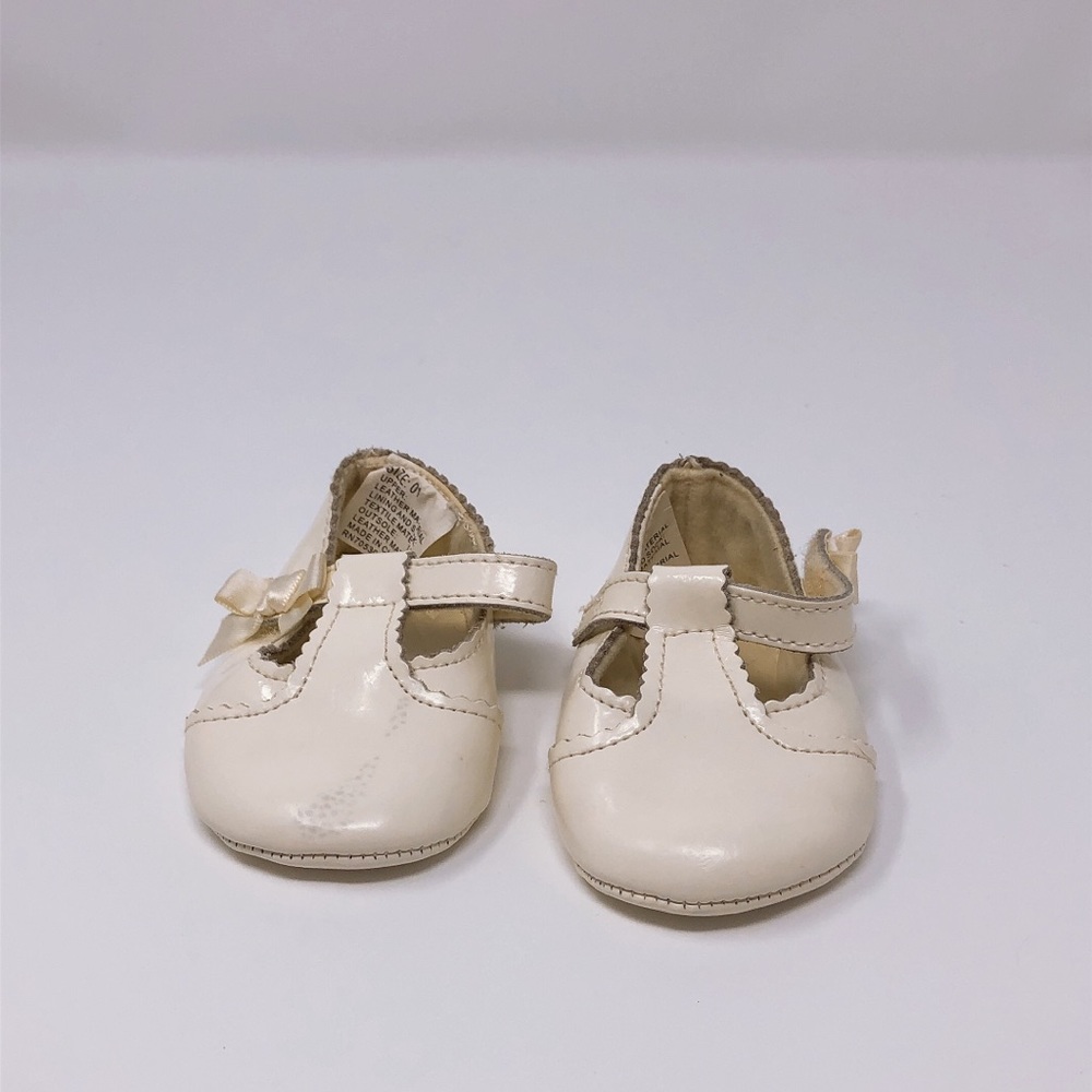 Leather Off White Bow Shoes